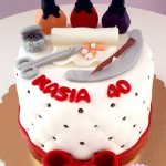 tort z przyborami do manicure_resized